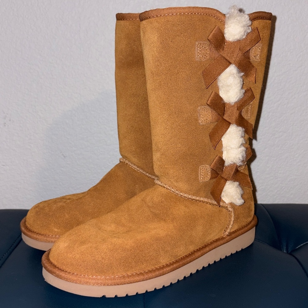 Women’s UGG Koolabura Size 7